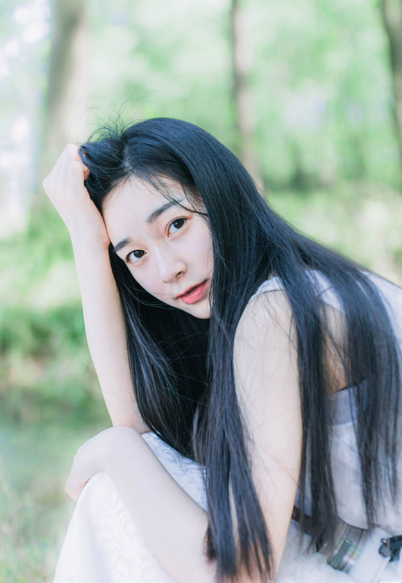 “不可能！”邓贤还未说完，张任已经断然拒绝，他知道邓贤要说什么，但大丈夫有所为有所不为，要他背叛，绝无可能。